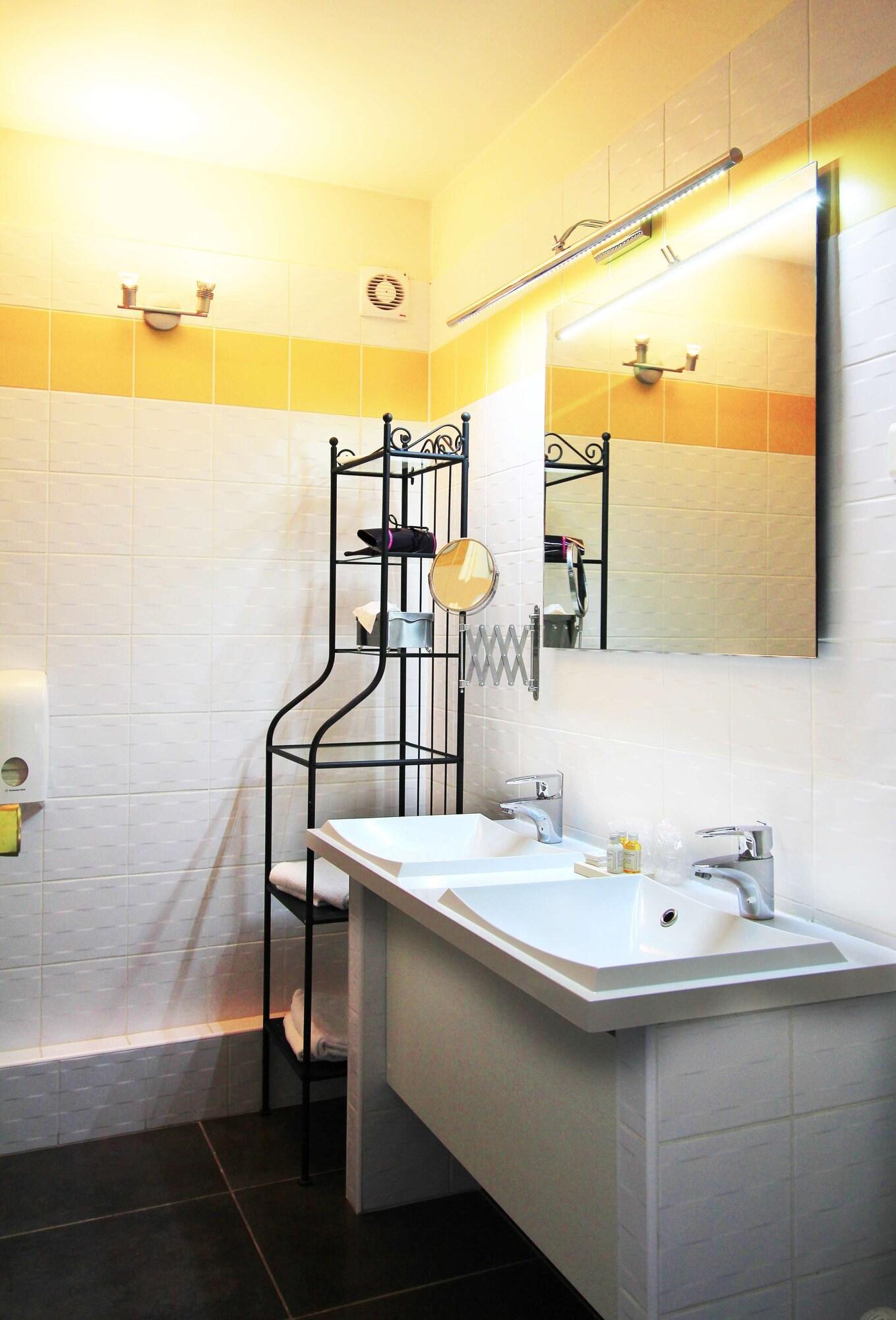 Best Western Blanche De Castille Dourdan Ngoại thất bức ảnh