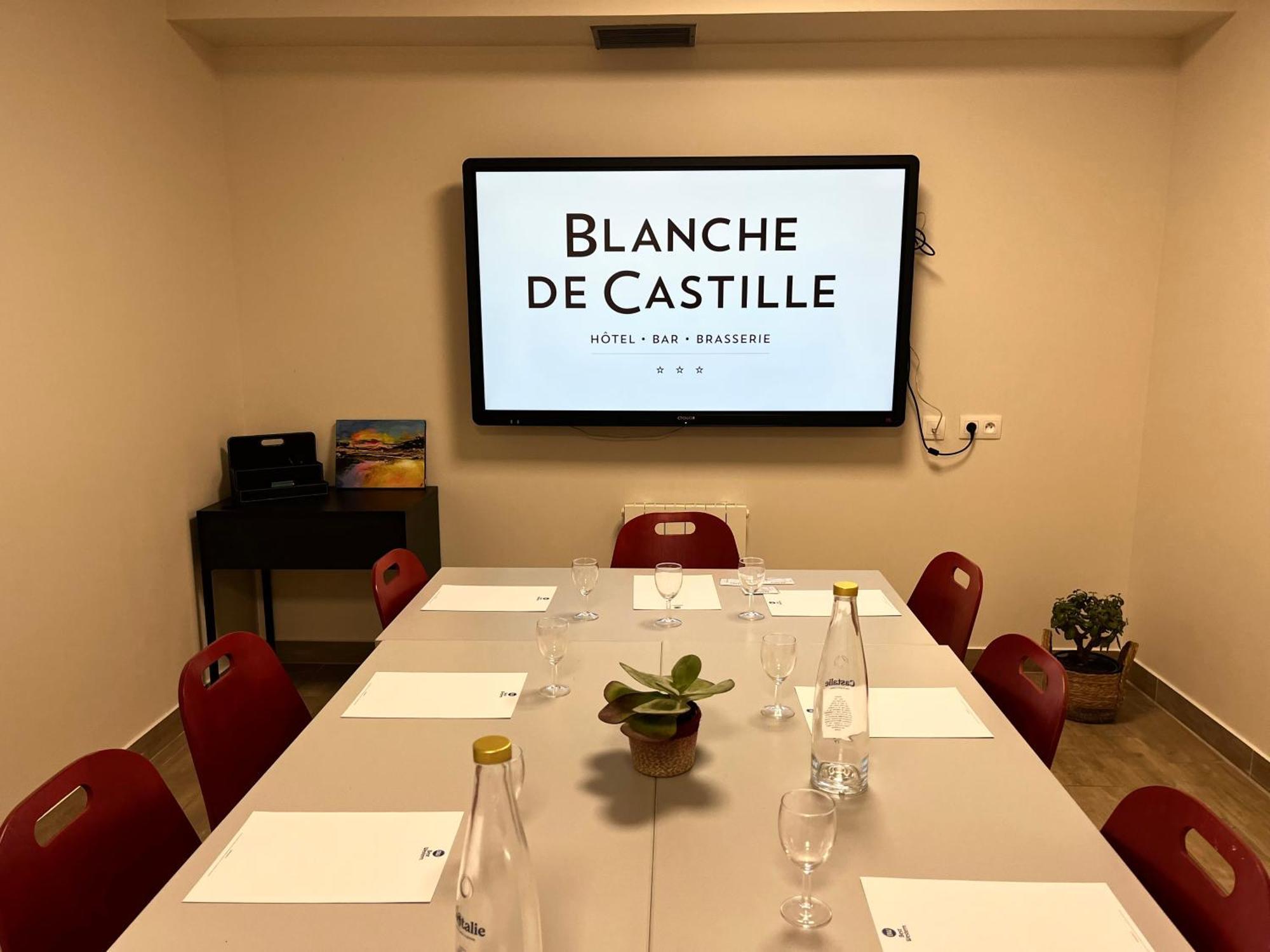 Best Western Blanche De Castille Dourdan Ngoại thất bức ảnh